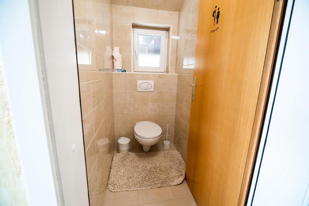 Brezje Apartment Carmen מראה חיצוני תמונה