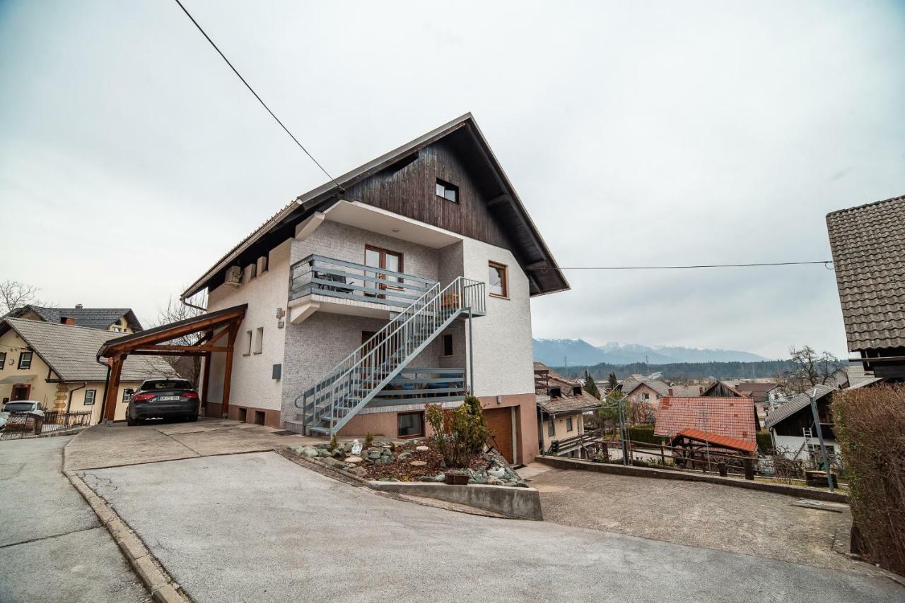 Brezje Apartment Carmen מראה חיצוני תמונה